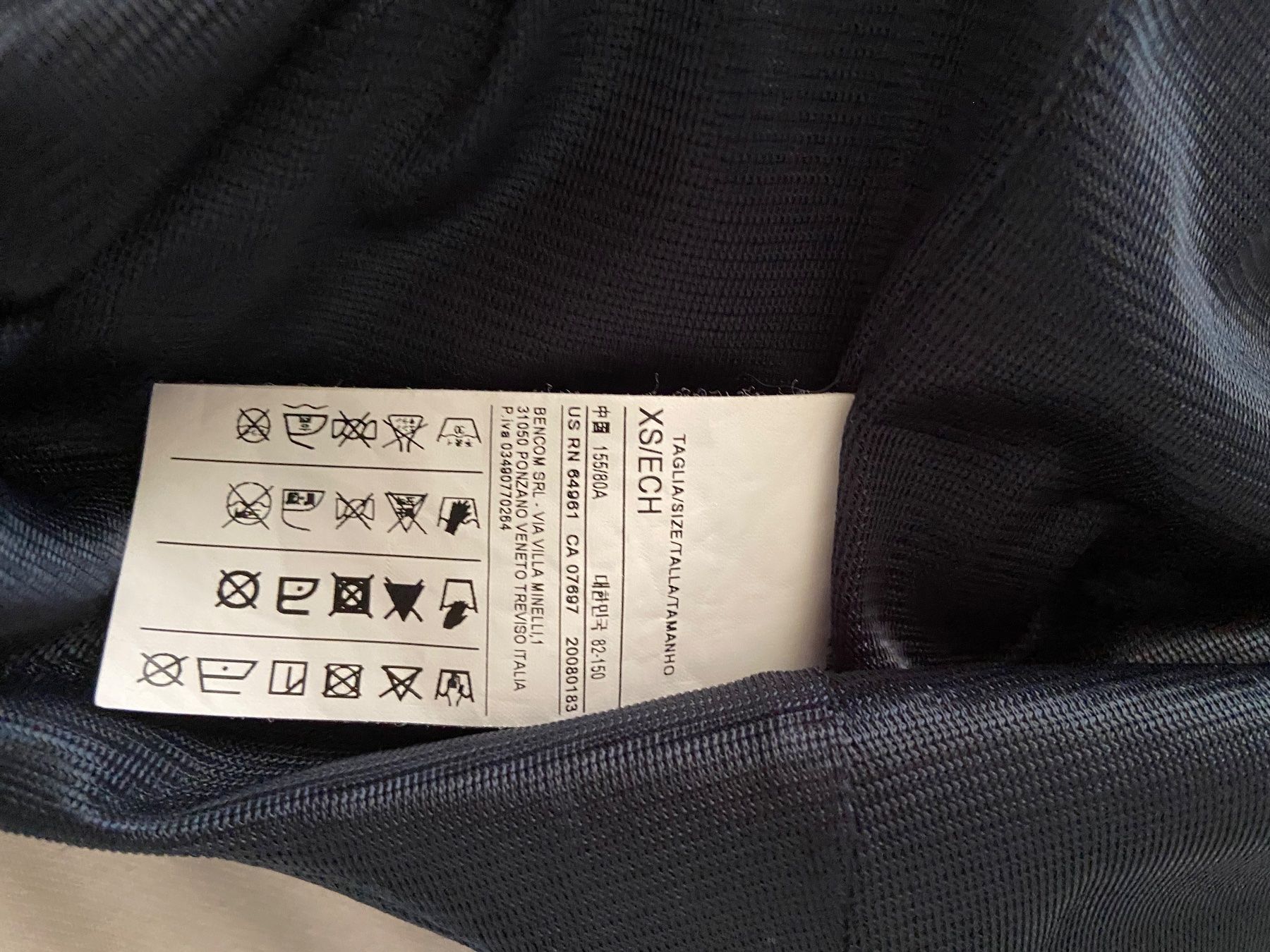 Benetton Kleider: Ärmelloses Benetton-Kleid – Gebraucht aus Unterengstringen von bar_rh5f 3