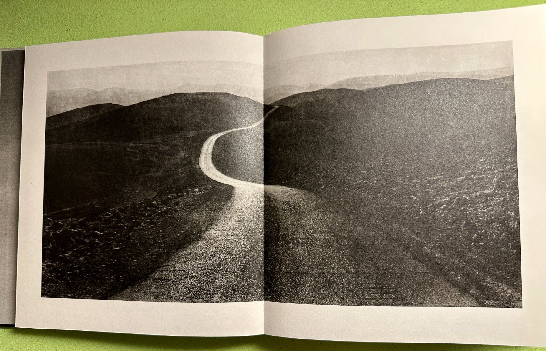 Bücher: Jungjin Lee: Unnamed Road. – Gebraucht aus Zürich von allp 4