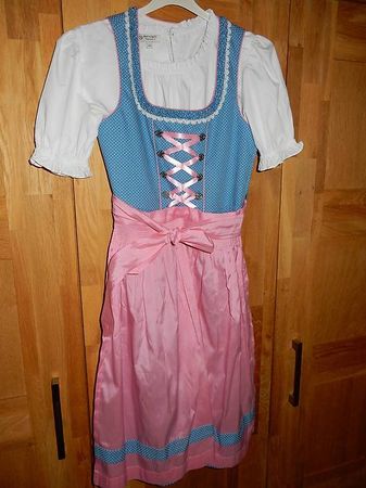 Dirndl Grösse 152