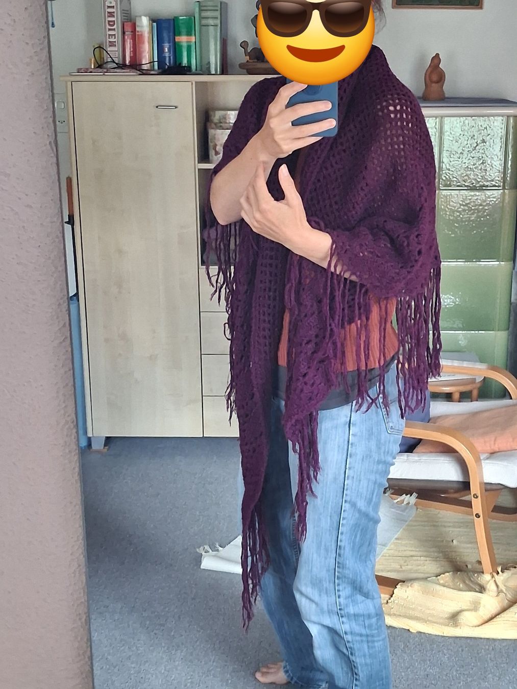 Foulard & Sciarpe: Grosser handgestrickter violetter Schal mit Fransen – Usato da Wald ZH venduto da e8e 2