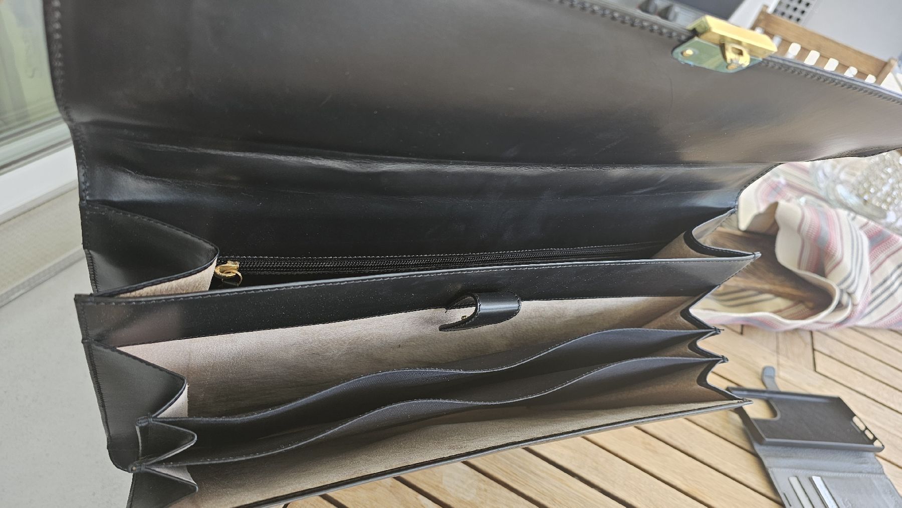 Valises & Sacs: Giorgio Armani Aktentasche – Neuf (Voir description) à Unteraegeri par kika-18 1