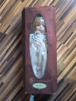 Porzelan Puppe von Symphony