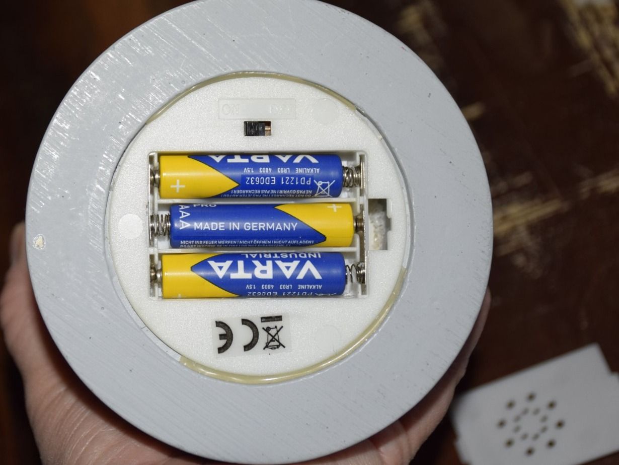 Tutte le decorazioni: Dekoglas mit Elch, 3 Batterien AAA inkl. – Usato da Wetzikon ZH venduto da Wetzicardo25 6