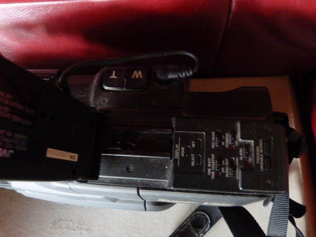 JVC Videocamere: JVC Kamera-Recorder GR-S99E – Usato da Nunningen venduto da Rugeli69 1