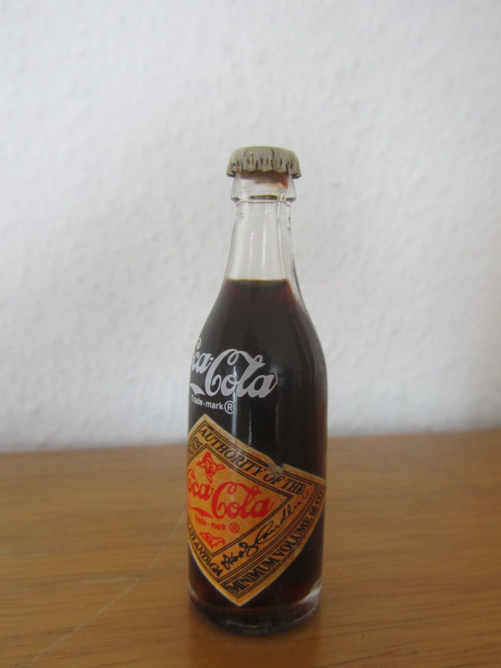 Coca-Cola Sonstiges Geschirr & Gläser: Mini - Coca Cola Flasche,  Sammlerstück – Gebraucht aus Seengen von mikelele