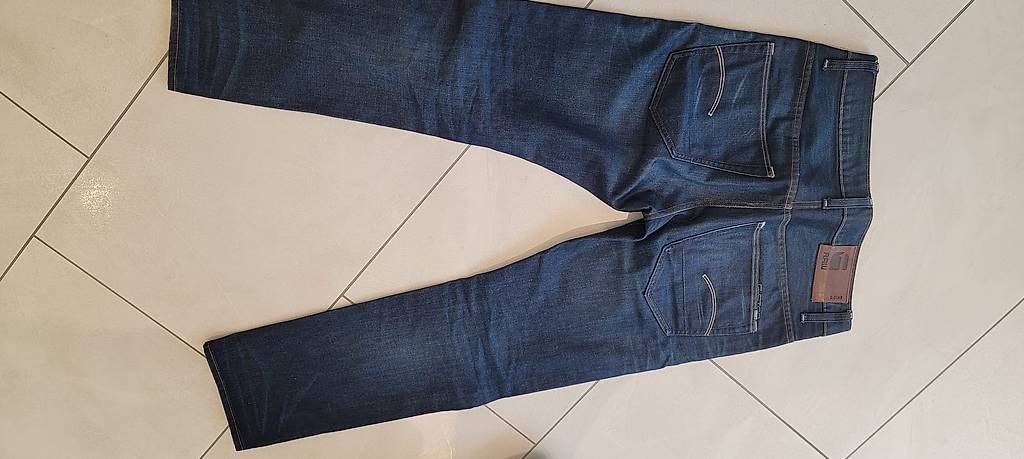 Jeans: Jeans von RAW Grösse 31/30 – Gebraucht aus Remetschwil von Smitt 1