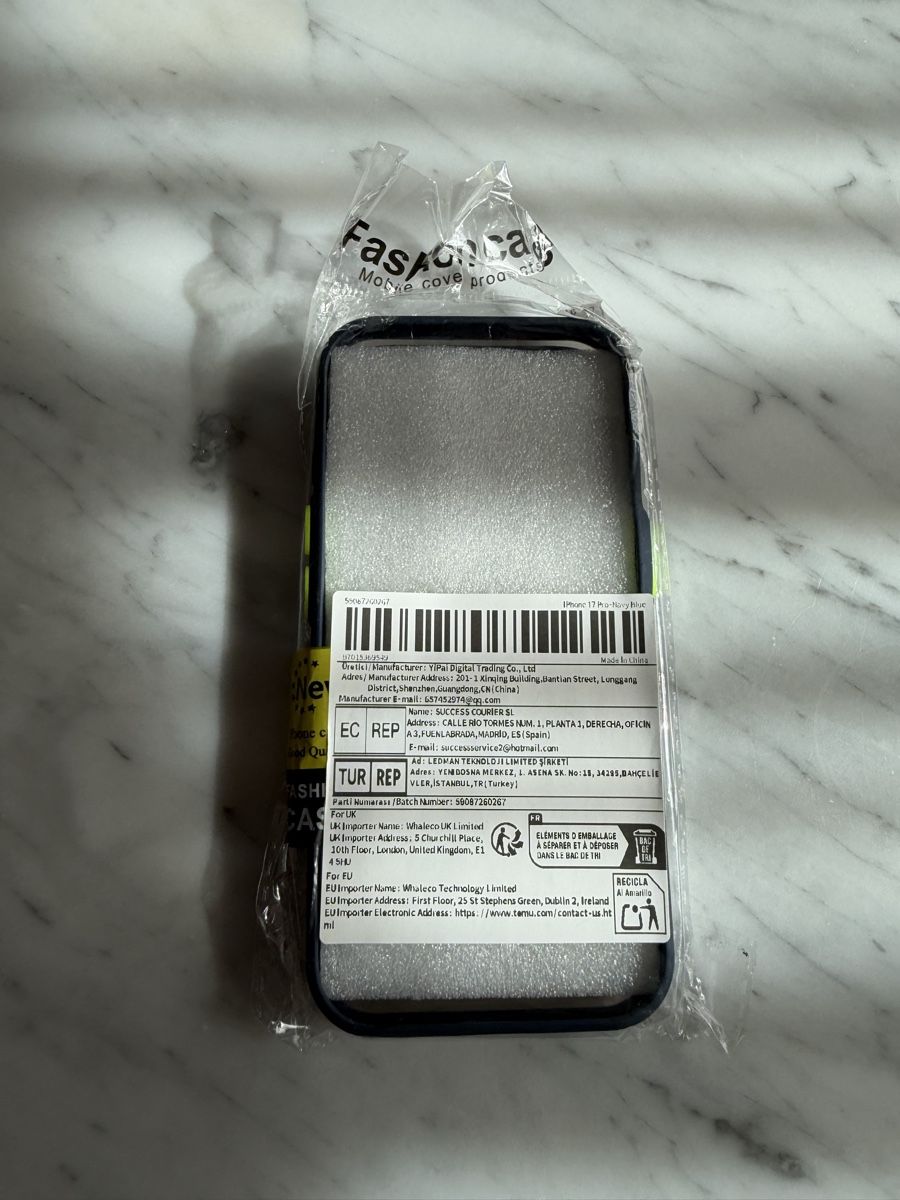 Coques & Protection écran: Iphone 17 pro / 18 pro Hülle  – Neuf avec emballage d'origine à Dinhard par zav_2ysk 1