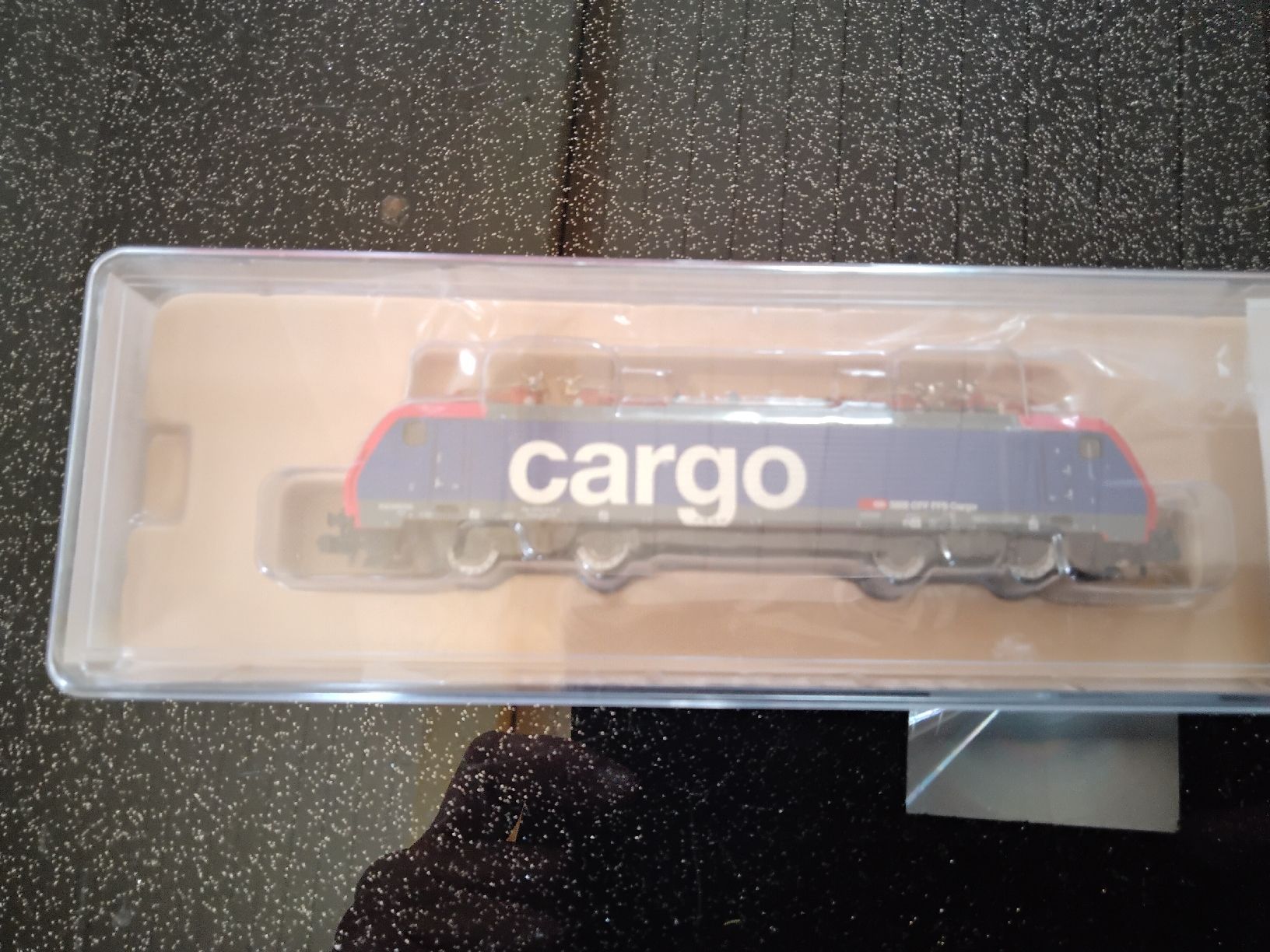 Trix Modelleisenbahnen: Minitrix SBB Cargo DC Analog mit NEM Buchse Neuwertig  – Neu und originalverpackt aus Romanshorn von jar_rxt9 1