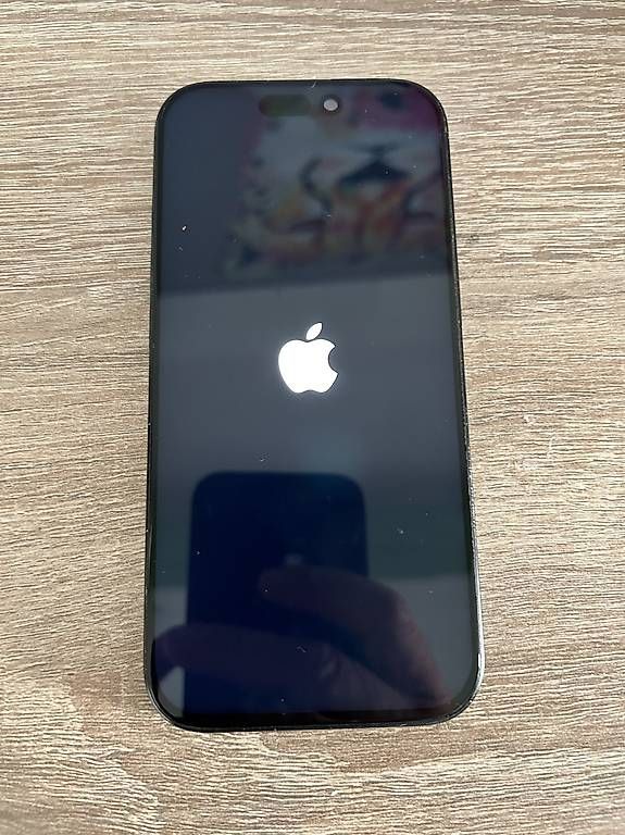 Telefoni cellulari / Smartphones: iPhone 16 pro 256 gb – Usato da Colombier VD venduto da Xzbit 3