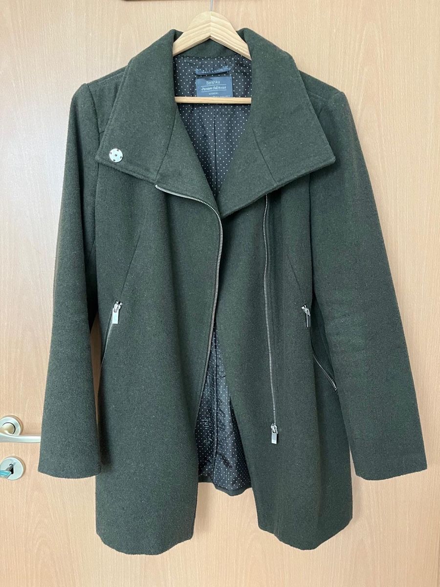 Stradivarius Cappotti: Winter Coat, Size L, Olive Green Color – Usato da Zürich venduto da kru_8dtk