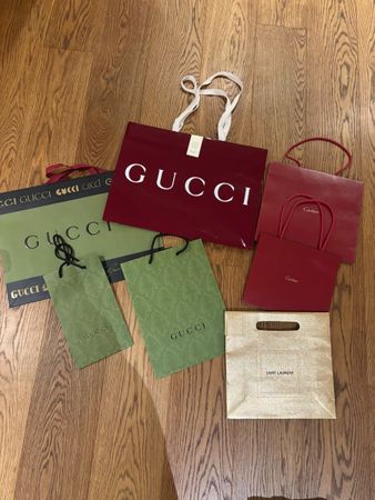 Geschenk-Tragtaschen Gucci Cartier Saint Laurent 6 Stück