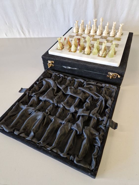Schachspiel Aus Onyx Marmor 30x30cm - Edles Spiel In Aufbewahrungsbox