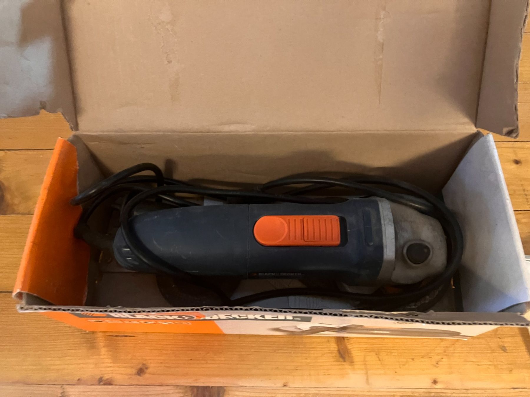 Smerigliatrici & Lucidatrici: Winkelschleifer BLACK+DECKER KG75 750W – Usato da Hallau venduto da andrekv 1