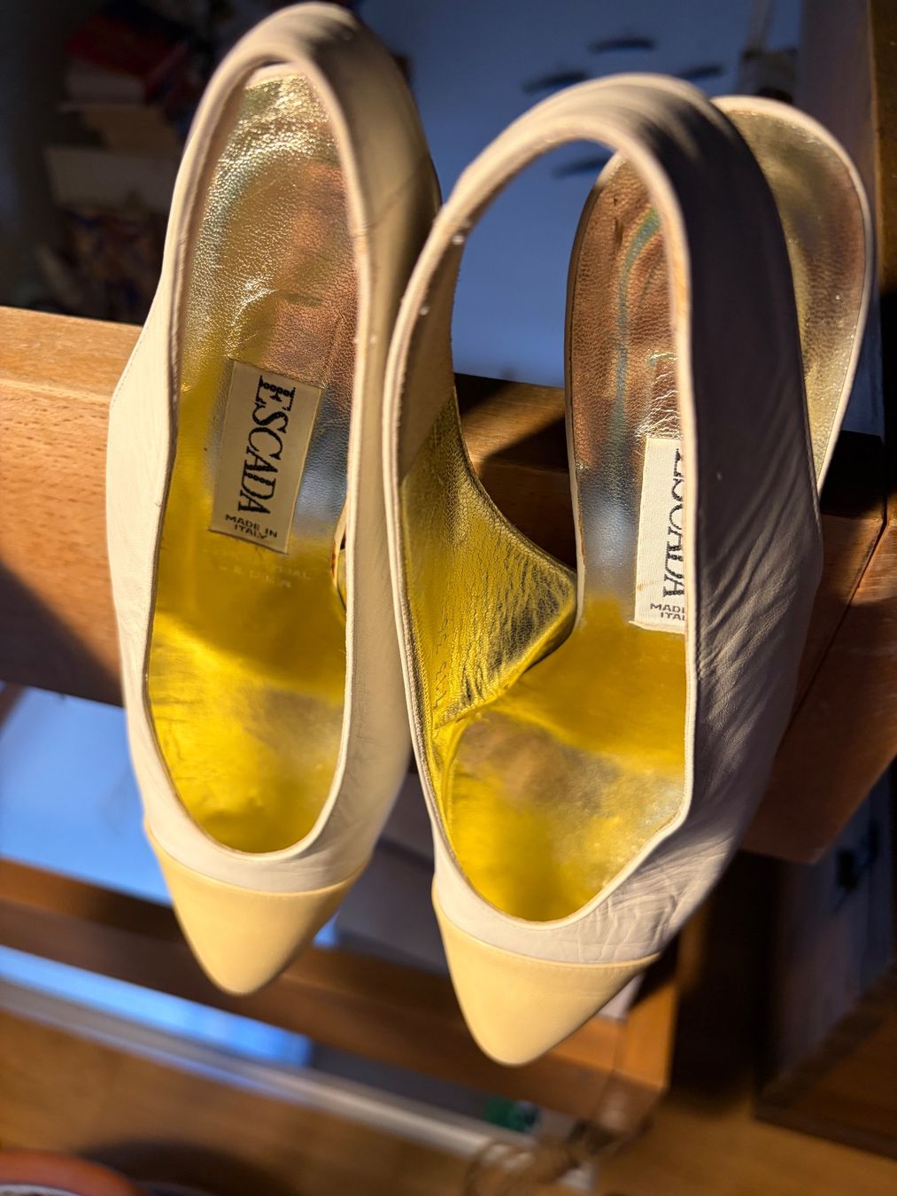 Escada Scarpe da donna: Escada Vintage Pumps Leather 36 – Usato da Luzern venduto da AM2nd 1
