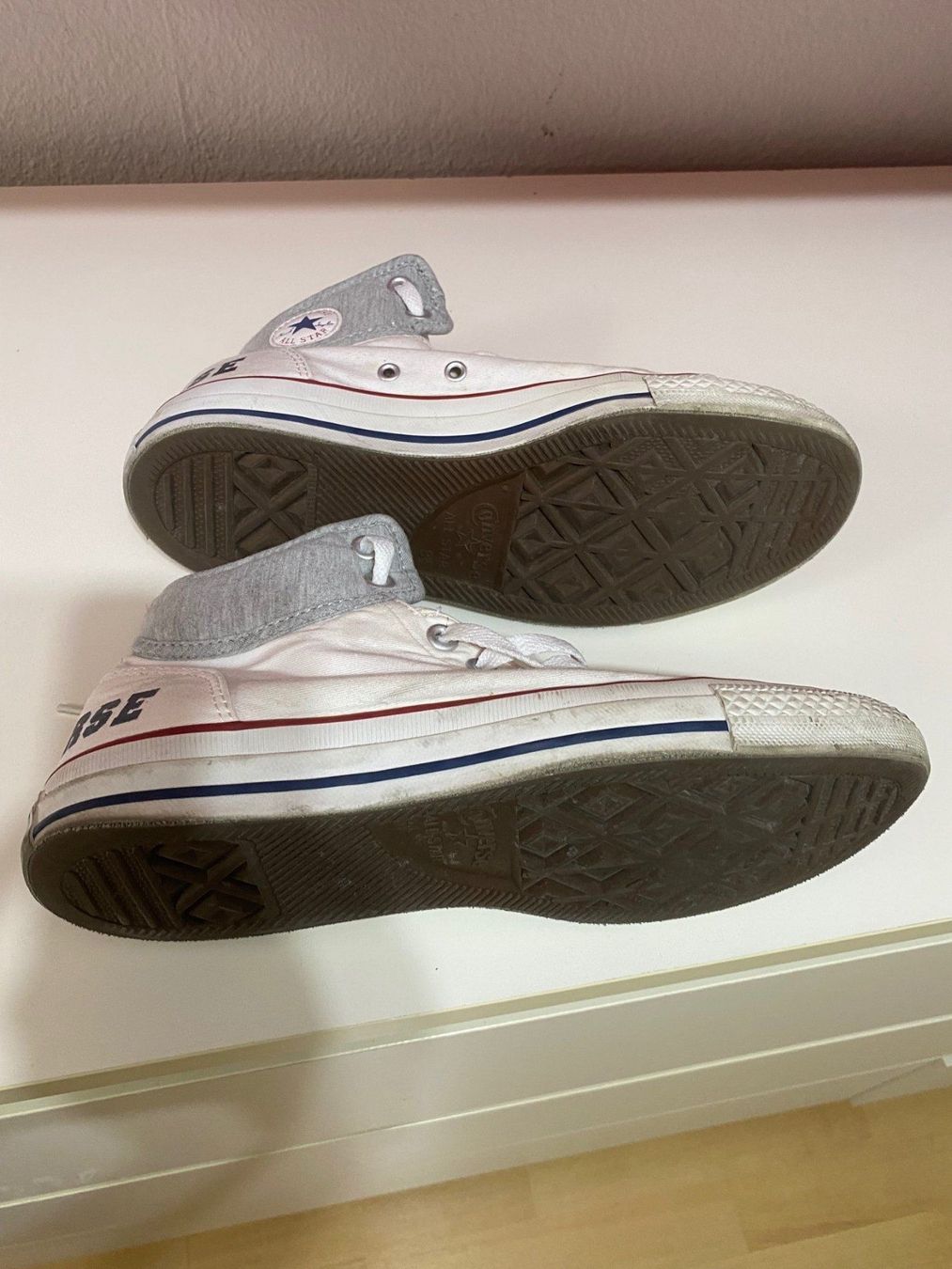 Converse Scarpe da uomo: Converse Schuhe – Usato da Lupfig venduto da Pluribus 1
