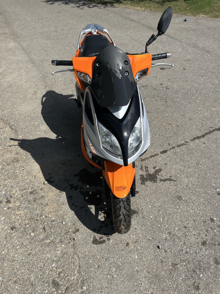 Kymco Scooters: Kymco 125 Roller super8 – Défectueux à Steckborn par Fendtfavorit 2