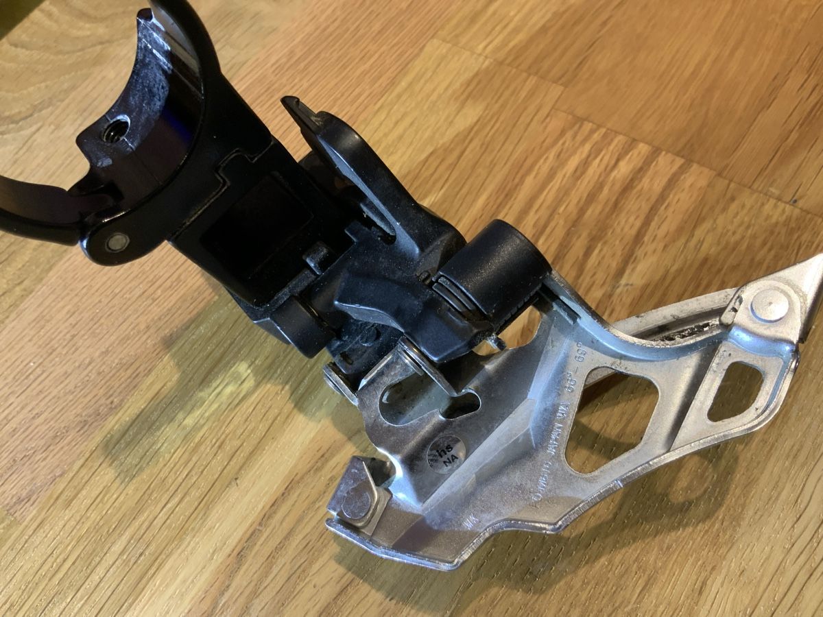 Shimano Pezzi di ricambio: Shimano Deore Wechsler FD-M616 – Usato da Rafz venduto da Cugnauls 3