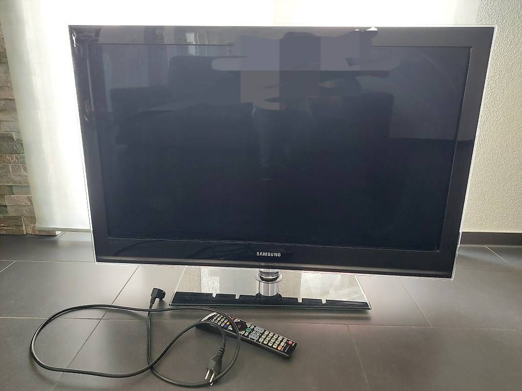 Televisori: Samsung Fernseher 40Zoll – Usato da Schachen LU venduto da Mister-jo