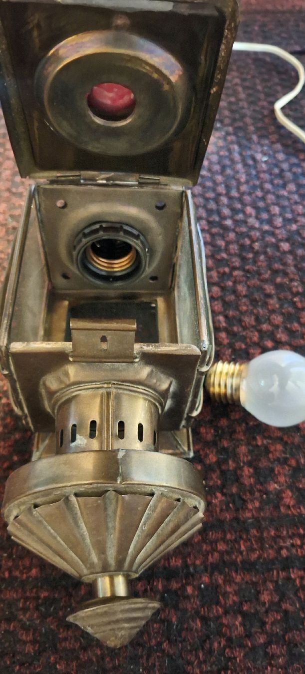 Lampade: Antike Messing-Kutschen-Lampe, elektrifiziert – Usato da Emmenbrücke venduto da abu_9mj8 4