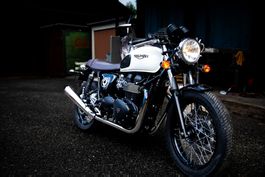 Truxton Ace Cafe Racer