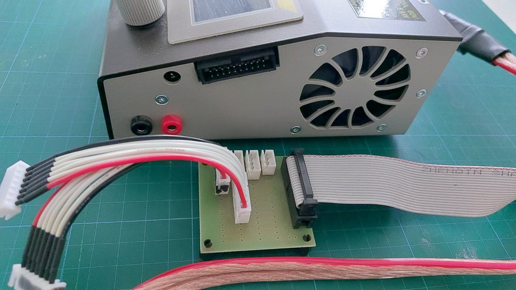 Modellismo RC: Pulsar 3 - Profi-Akkulader – Usato da Hünenberg venduto da schulbe 2