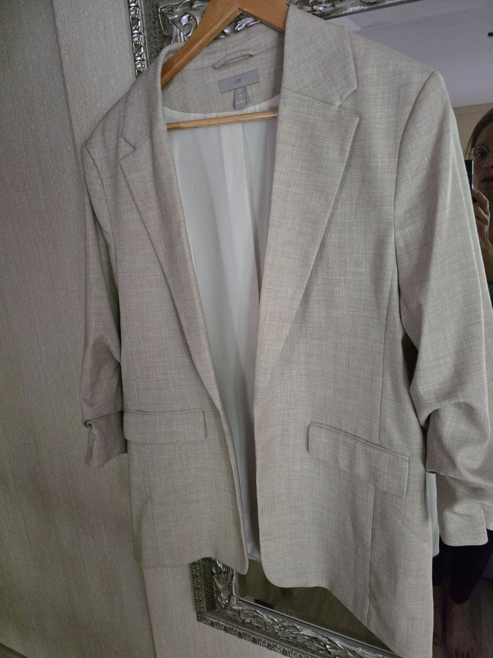 H&M Giacche: Wunderschöner Blazer in Gr. L von H&M – Nuovo (secondo la descrizione) da Reute AR venduto da angelflower