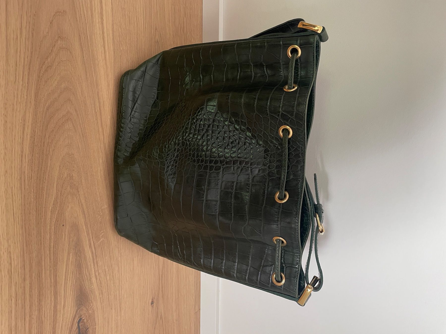 Borse da donna: Echtleder Schultertasche dunkelgrün – Usato da Fällanden venduto da adi_r9xb 2