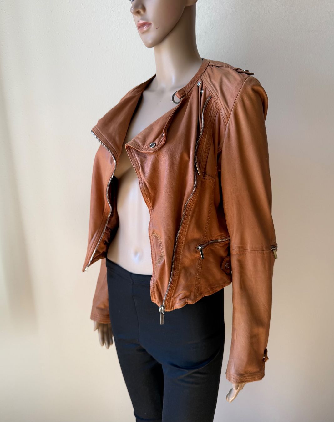 Karen Millen Vestes: KAREN MILLEN Lederjacke 🤎 – D'occasion à zürich par vintage12 1