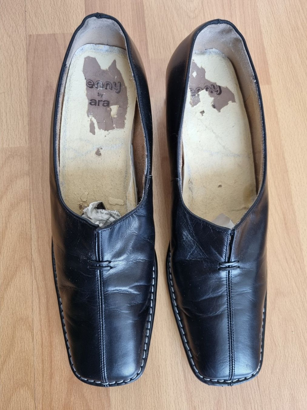 Damenschuhe: Schwarze ARA Pumps, Gr 40,5 – Gebraucht aus Laupen BE von Bombers