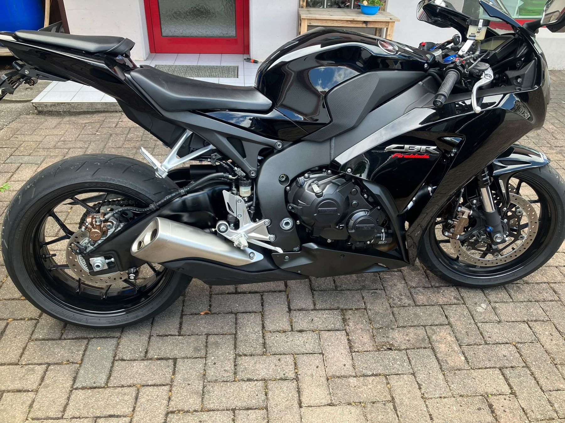 Honda Strasse: Honda CBR1000RA mit nur 1523 Km – Gebraucht aus Bühler von DealHaus_Ostschweiz 2