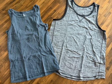 Tanktops (1 von Hollister)