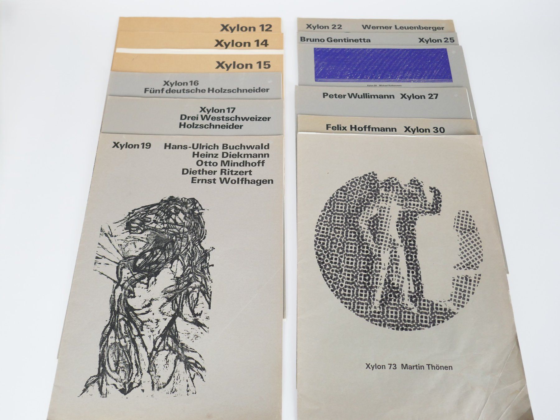 Xilografie: 12 Xylon Holzschnitt Sammlungen – Usato da Urtenen-Schönbühl venduto da Restwert_Schoenbuehl 1