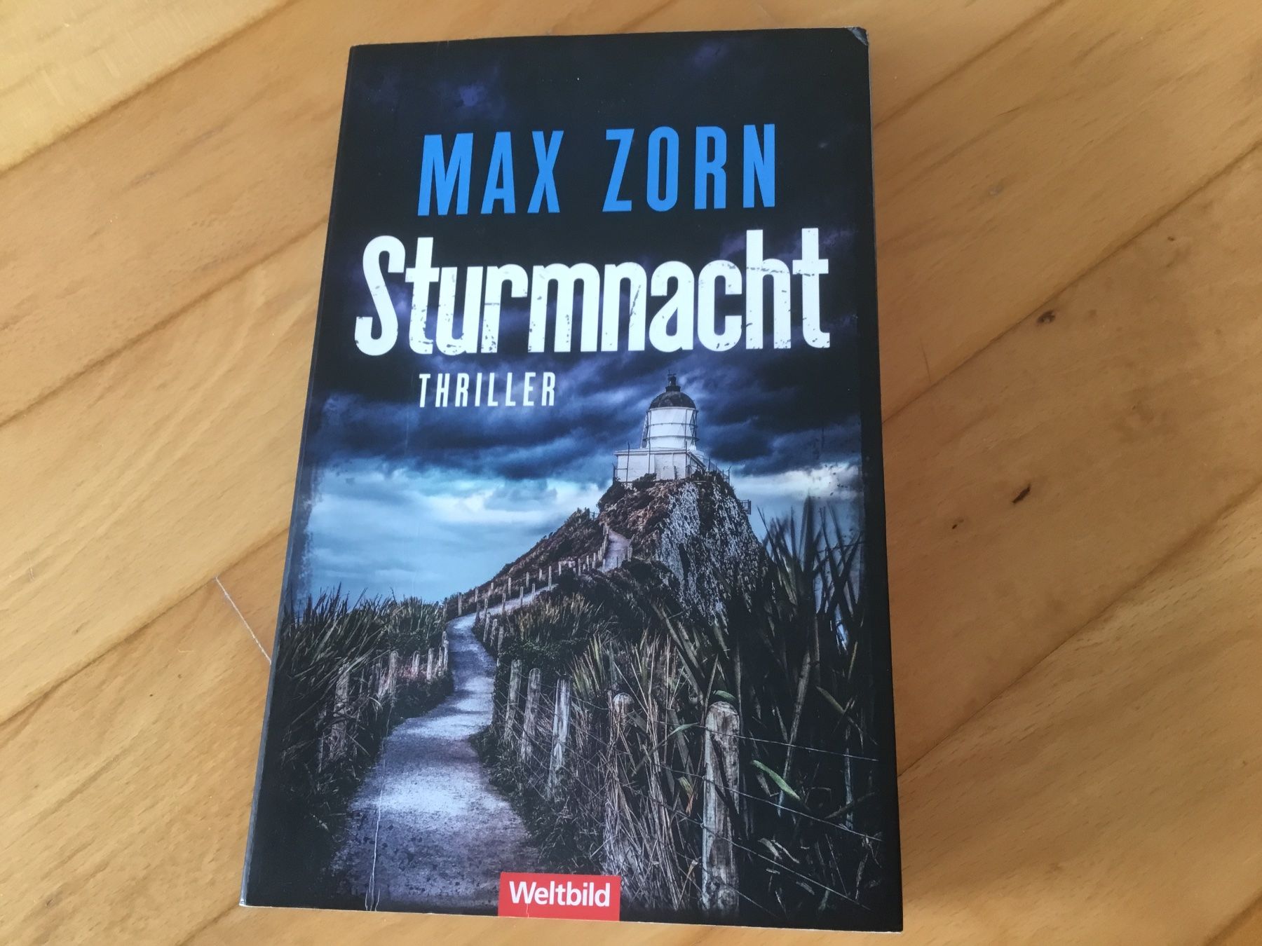 Libri: Max Zorn:  Sturmnacht – Usato da Kerzers venduto da Georges3210