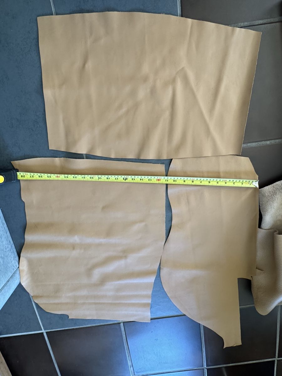 Stoffe: Beige Lederreste Restes de cuir beige – Neu (gemäss Beschreibung) aus Veyras von ValClasse 5