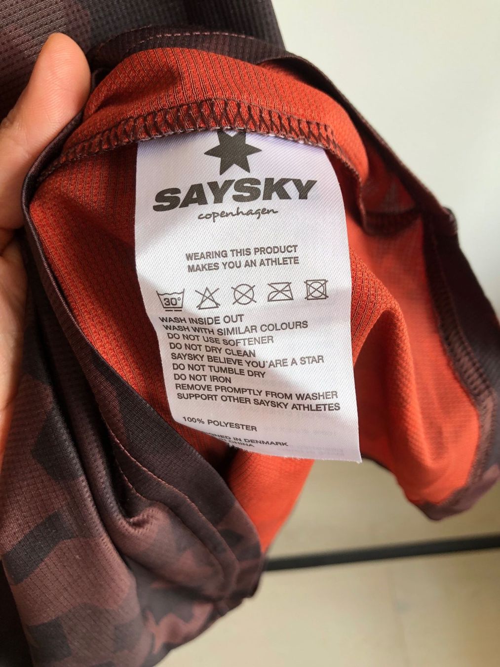 Top: Saysky Sport top, Gr. S – Usato da Unterägeri venduto da Lerchemeerenge 3