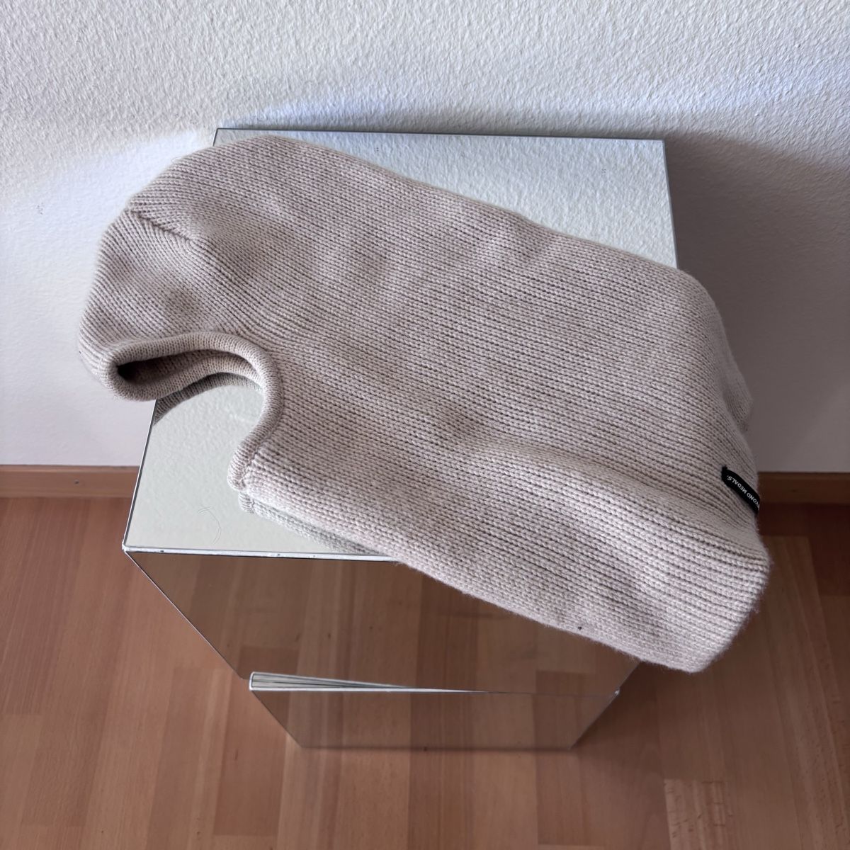 Altro in  Abbigliamento & Accessori: Balaclava Beyond Medals beige  – Usato da Zürich venduto da sk8dave 1