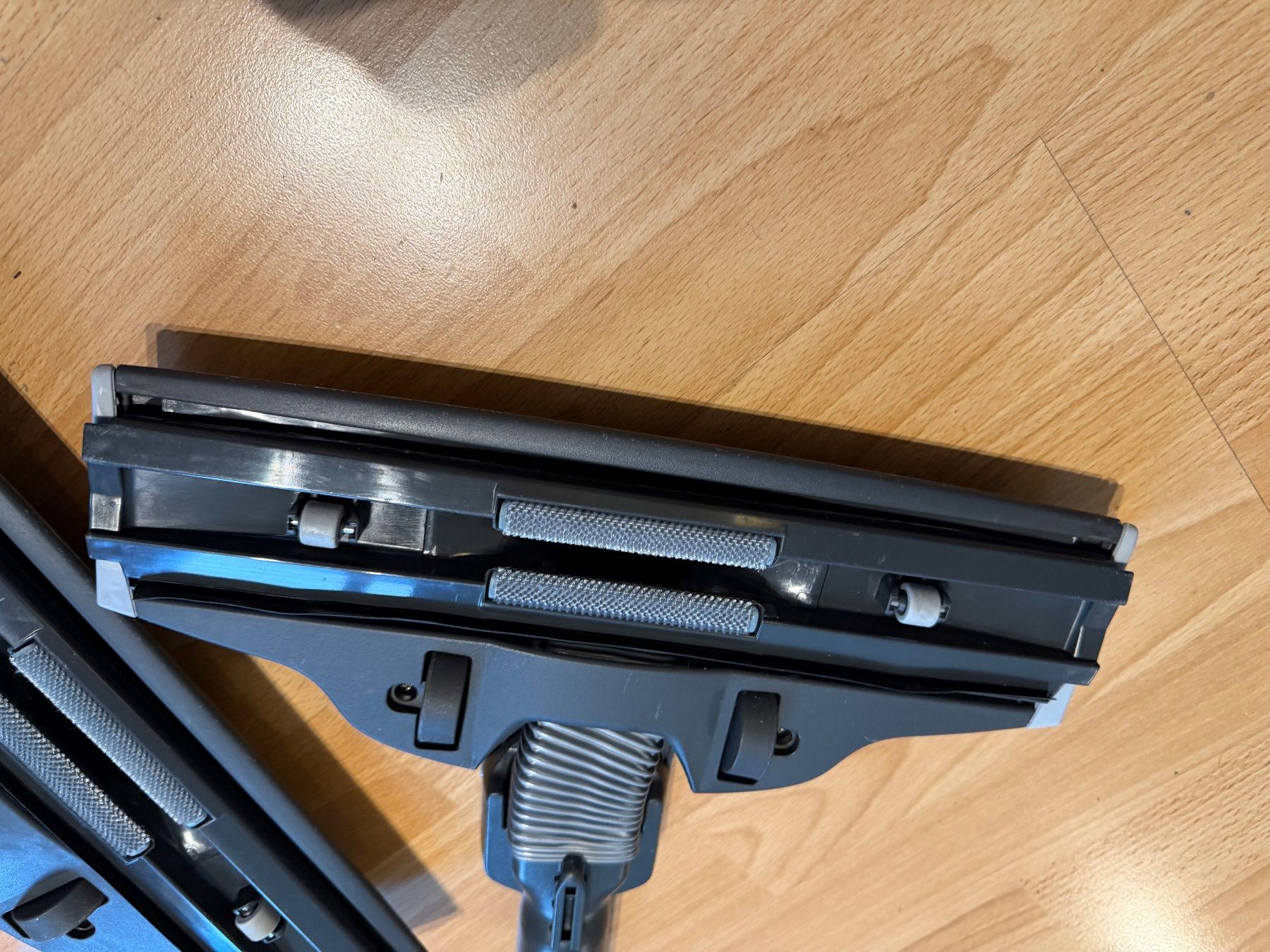 Electrolux Aspirapolveri & Accessori: Electrolux SpeedyClean ZE065 – Nuovo (secondo la descrizione) da Aarau venduto da KorgPA 3