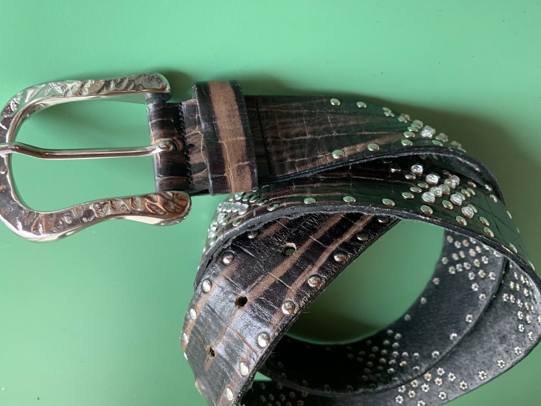 Gürtel: Ledergürtel braun, Western-oder Bohostil, 100cm – Gebraucht aus Wiesendangen von Babalegi