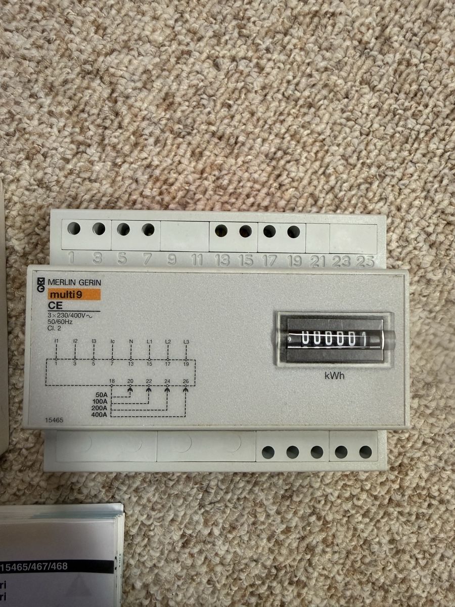 Mesurer: Compteur d’énergie triphasé Merlin Gerin multi9 CEr — ref. 1 – D'occasion à Ependes VD par Nontha 1