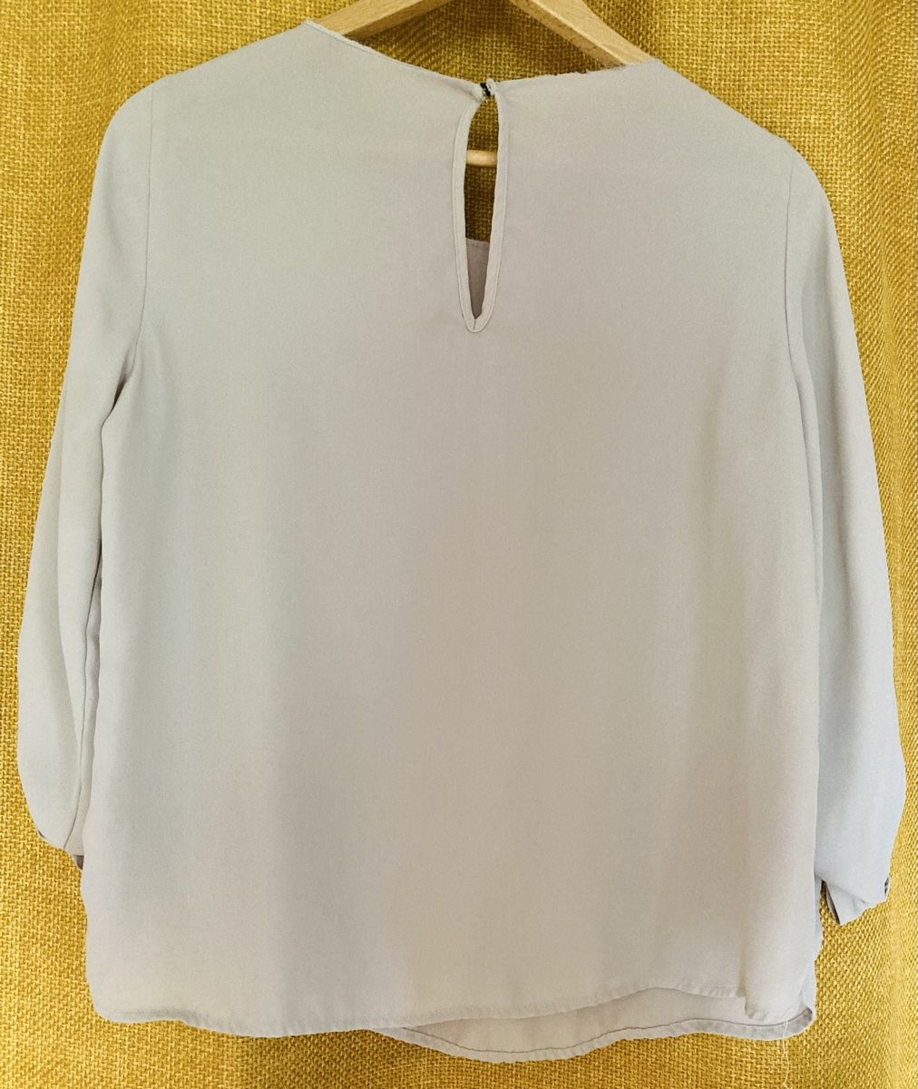 Blusen: Chemisier beige en satin - Bluse  – Gebraucht aus Ardon von hel_2sxp 2
