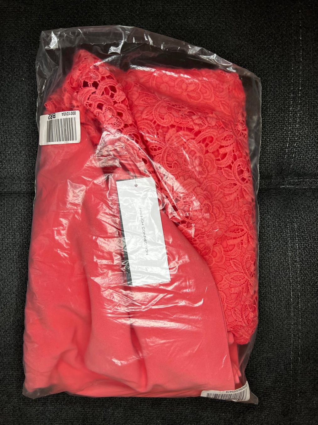 Kleider: Neues Kleid L – Neu und originalverpackt aus Riehen von edu_92w7 9