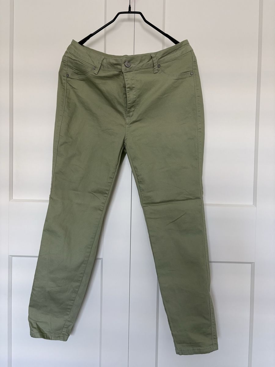 Zara Pantaloni: Gr. XL / XXL Hosenset – Usato da Mettmenstetten venduto da Lelu1315