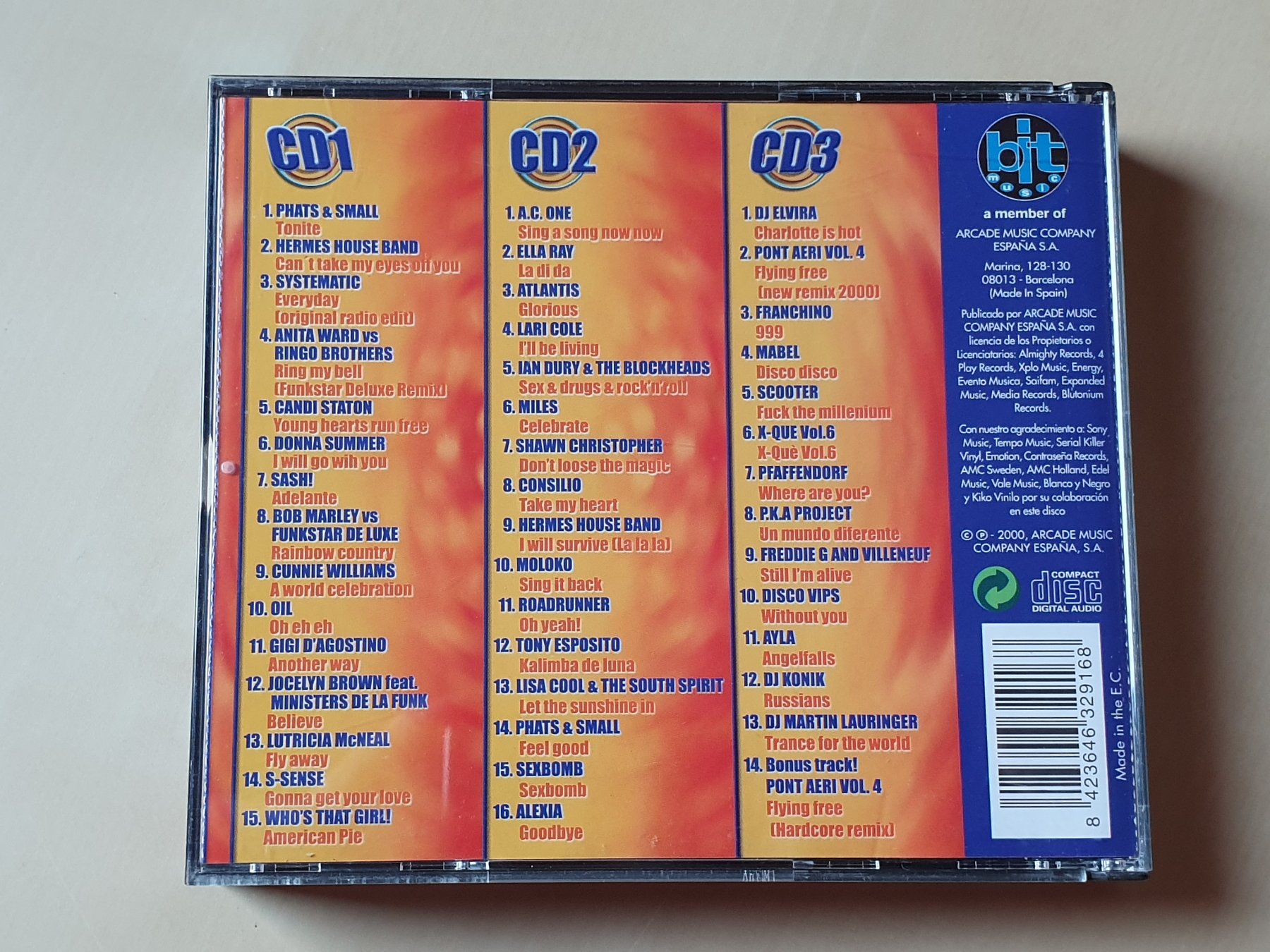 CDs: Venga 2000 Los Nos 1 – D'occasion à Stansstad par collectorsshop 1