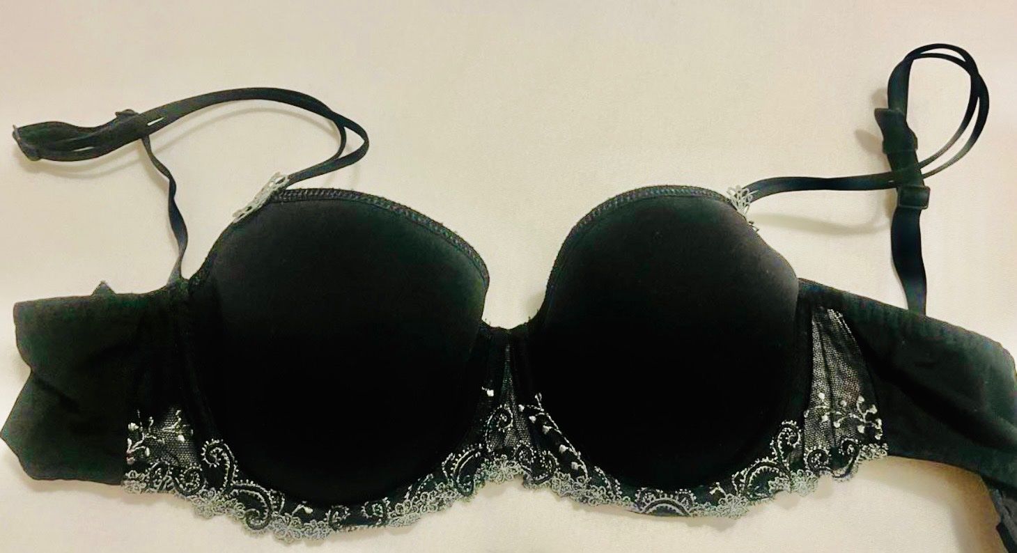 Simone Pérèle Altra biancheria intima: Bh schwarz 75c simone pérèle – Usato da Zürich venduto da Sol65