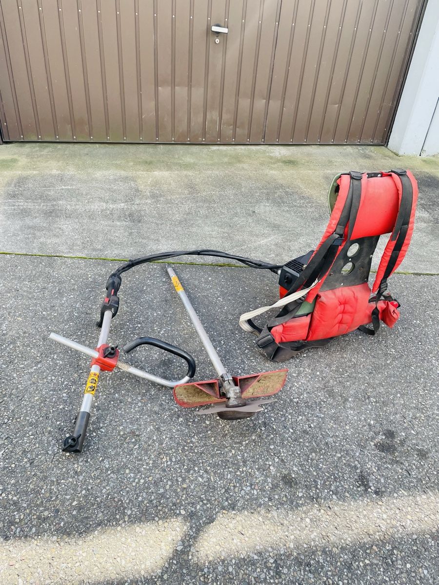 Tutti gli attrezzi: Rasentrimmer Jonsered BP 2040 C – Usato da Würenlos venduto da Shop_Shop 2