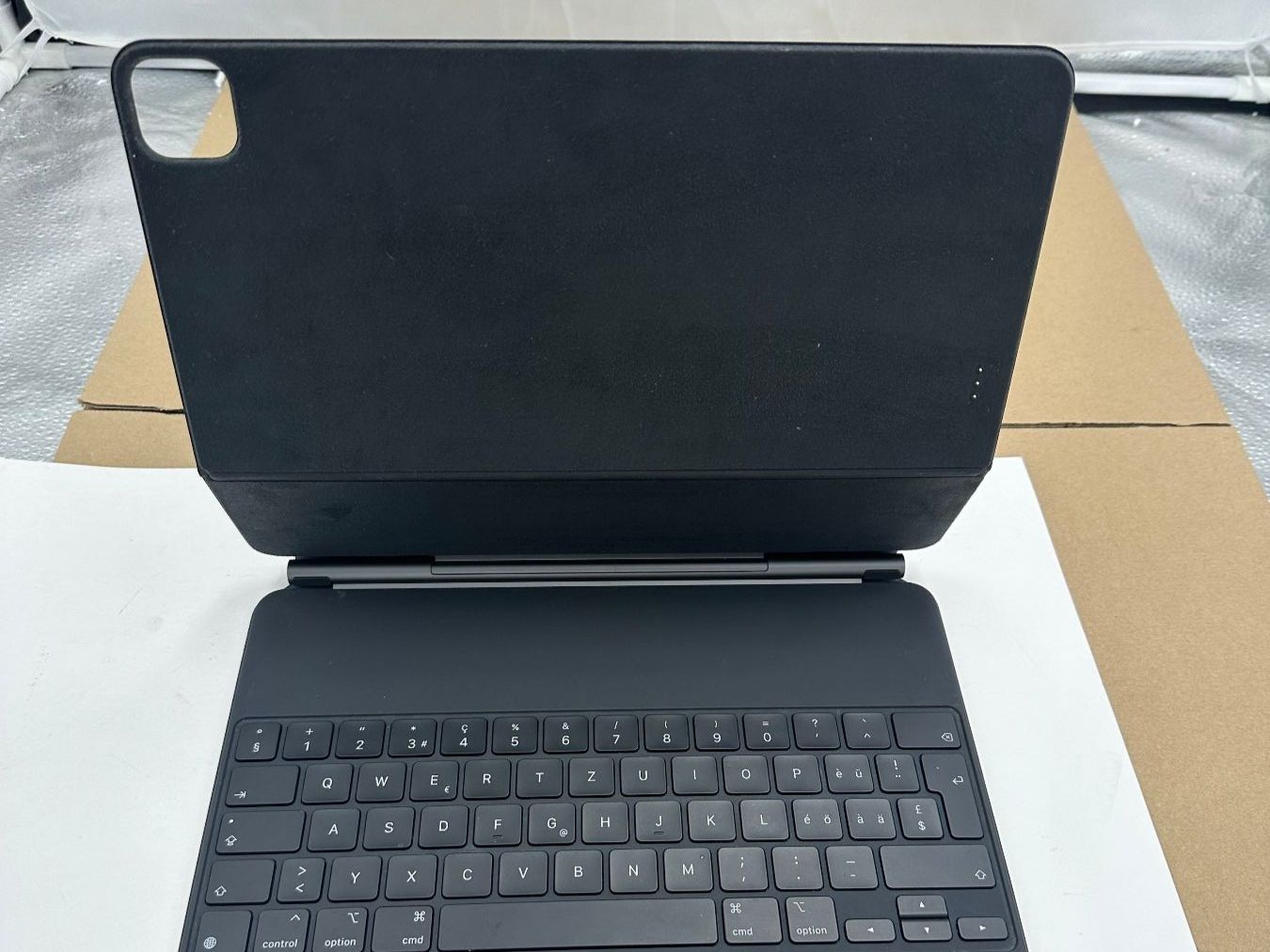 Apple Tastaturen: APPLE  Magic Keyboard für 12.9" iPad Pro – Gebraucht aus Birmenstorf AG von Distronics_SchweizAG 1