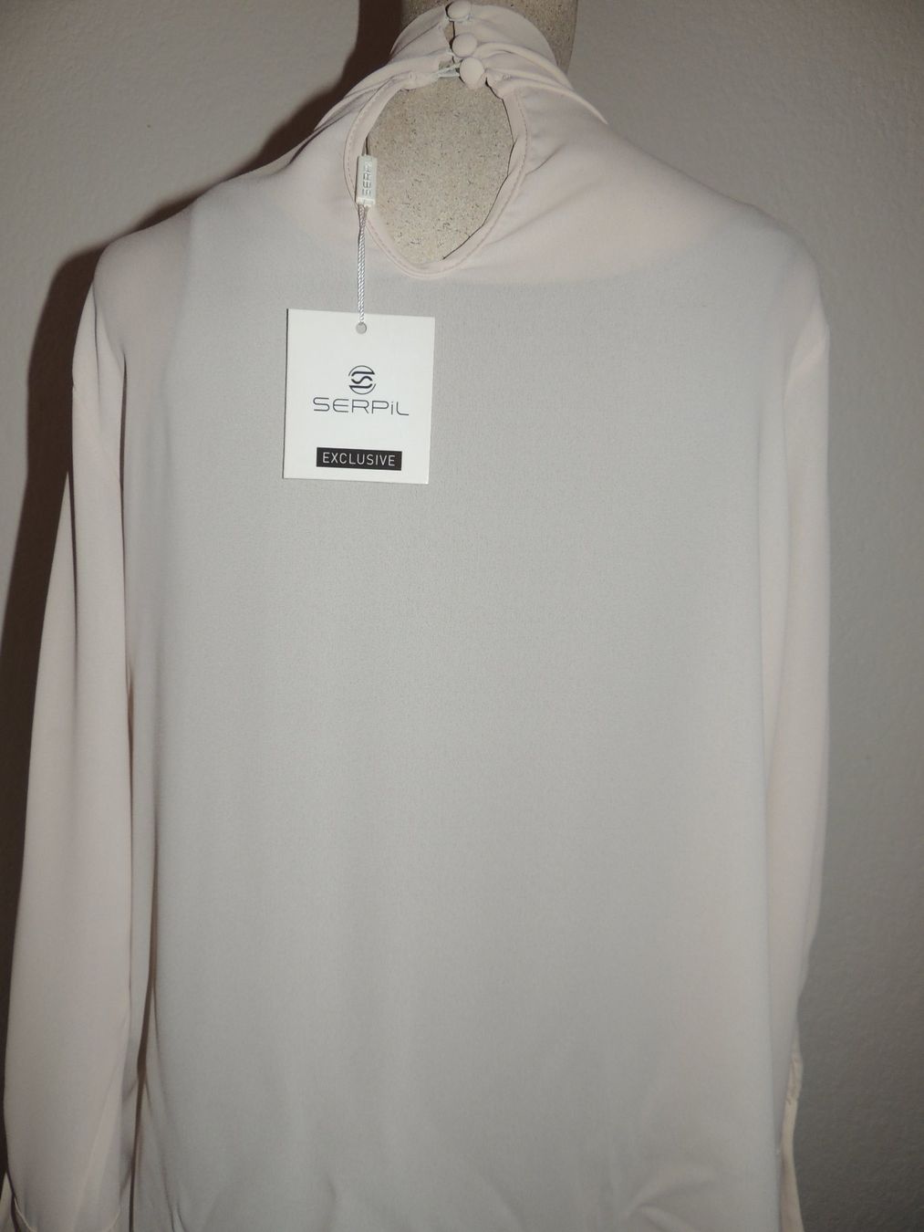 Camicette: EXKLUSIVE BLUSE "SERPIL EXCLUSIVE" NP 148 CHF NEU L – Nuovo e nell'imballaggio originale da Au ZH venduto da FashionConsultant 7