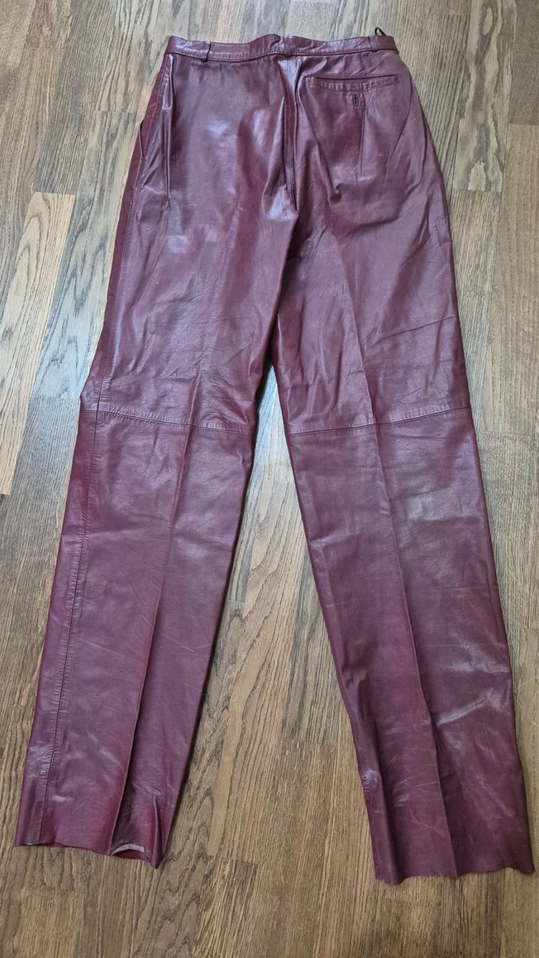 Pantaloni: Raspberry pink vintage leather pants size 38 – Usato da Zürich venduto da monadiederich 1