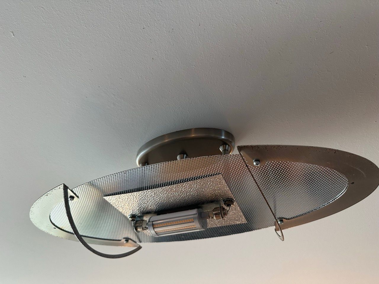 Bankamp Lampadari & plafoniere: Elegante Bankamp-Deckenleuchte – Usato da Kaiseraugst venduto da POIPU 2