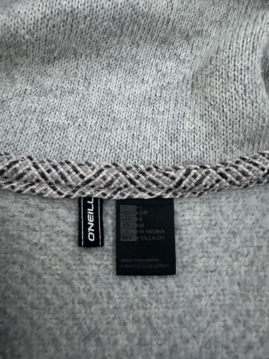 O'Neill Top: O’Neill sweatshirt – Usato da Zug venduto da abe_6llp 2